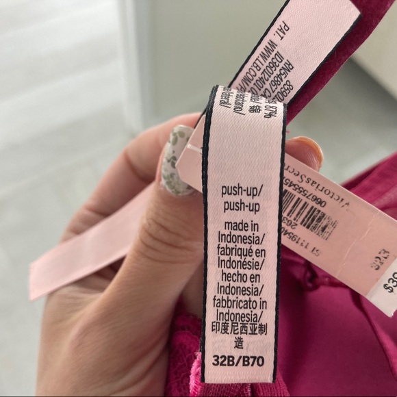 Victoria’s Secret push-up bra. 32B, NWT - Picture 4 of 6